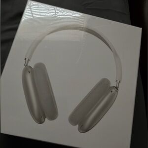 Apple AirPods Max in White with Case usb-c